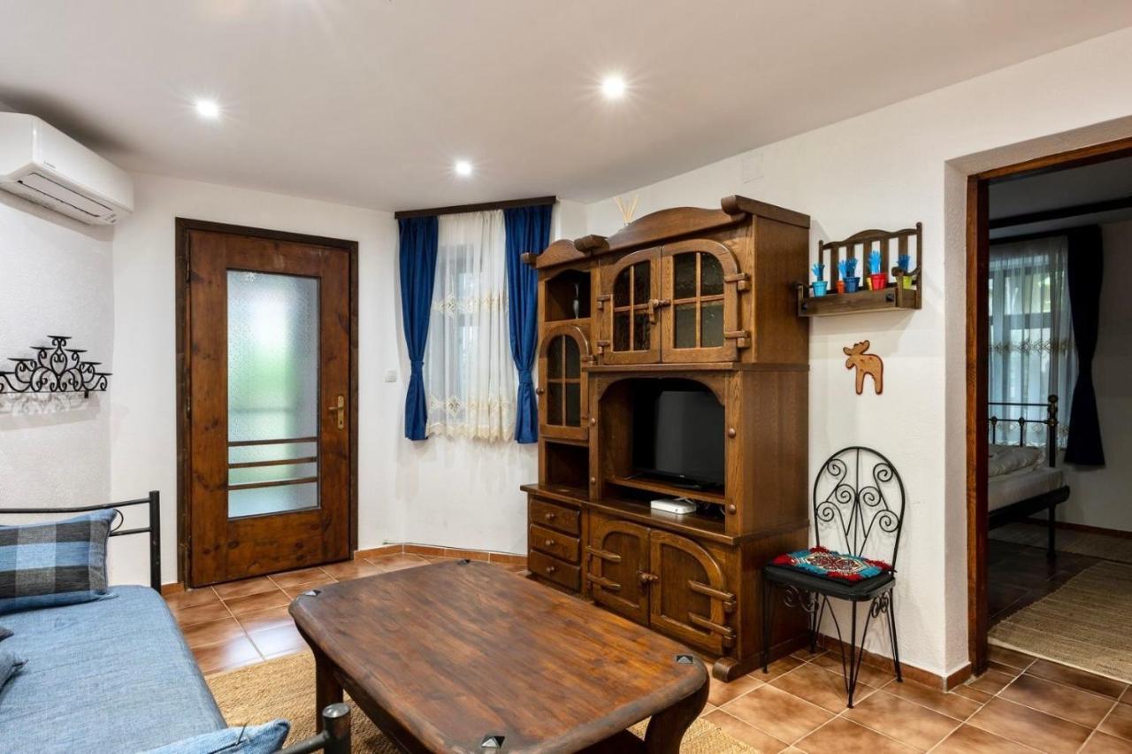 The House With The Bell/Къщата С Камбанката Veliko Tarnovo Eksteriør billede